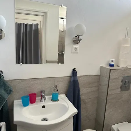 Studio Apartmanok *