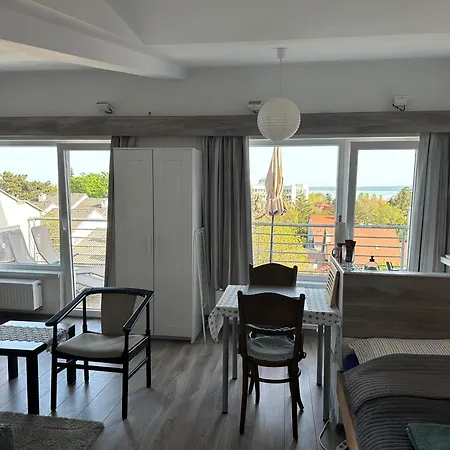 Studio Apartmanok * バラトンフレド